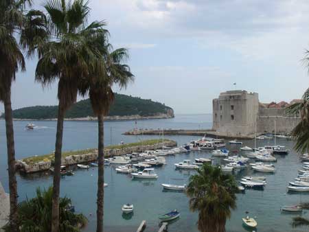 A stroll down to the Old Harbour.